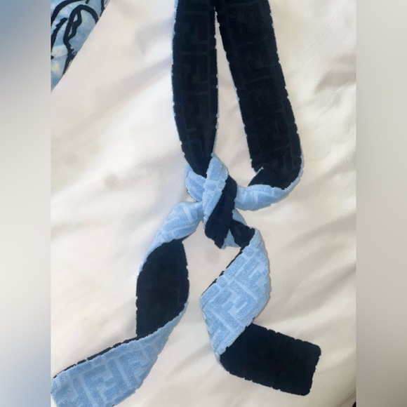 FENDI 🤩-Roma-Joshua-Vides- Robe size 40 - Picture 11 of 15